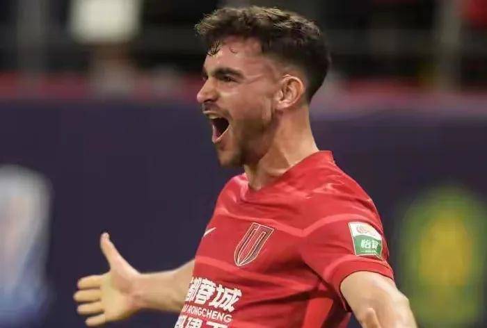 亚博体育-包含今晨法国杯传出新动向，西汉姆绝杀压哨，管理层表态——悬念犹存，赛程密集仍需轮换的词条-亚博体育